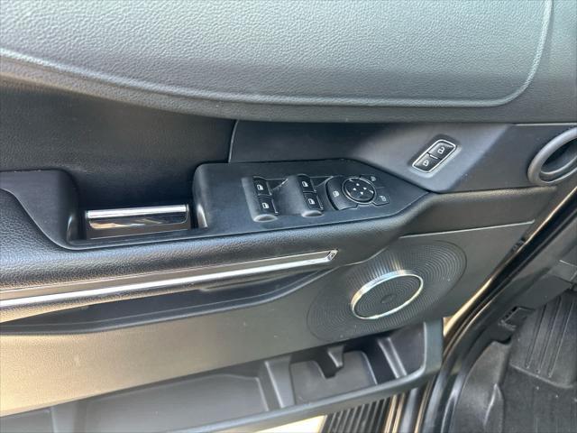 used 2021 Ford Expedition car, priced at $35,000