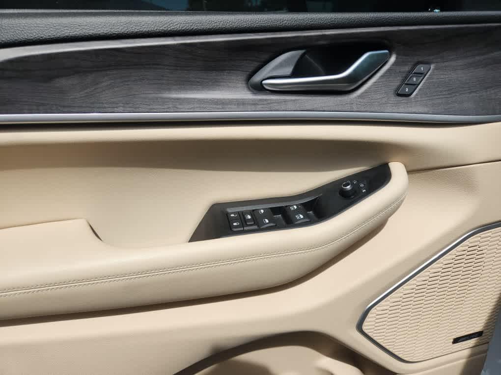 used 2022 Jeep Grand Cherokee 4xe car, priced at $29,985