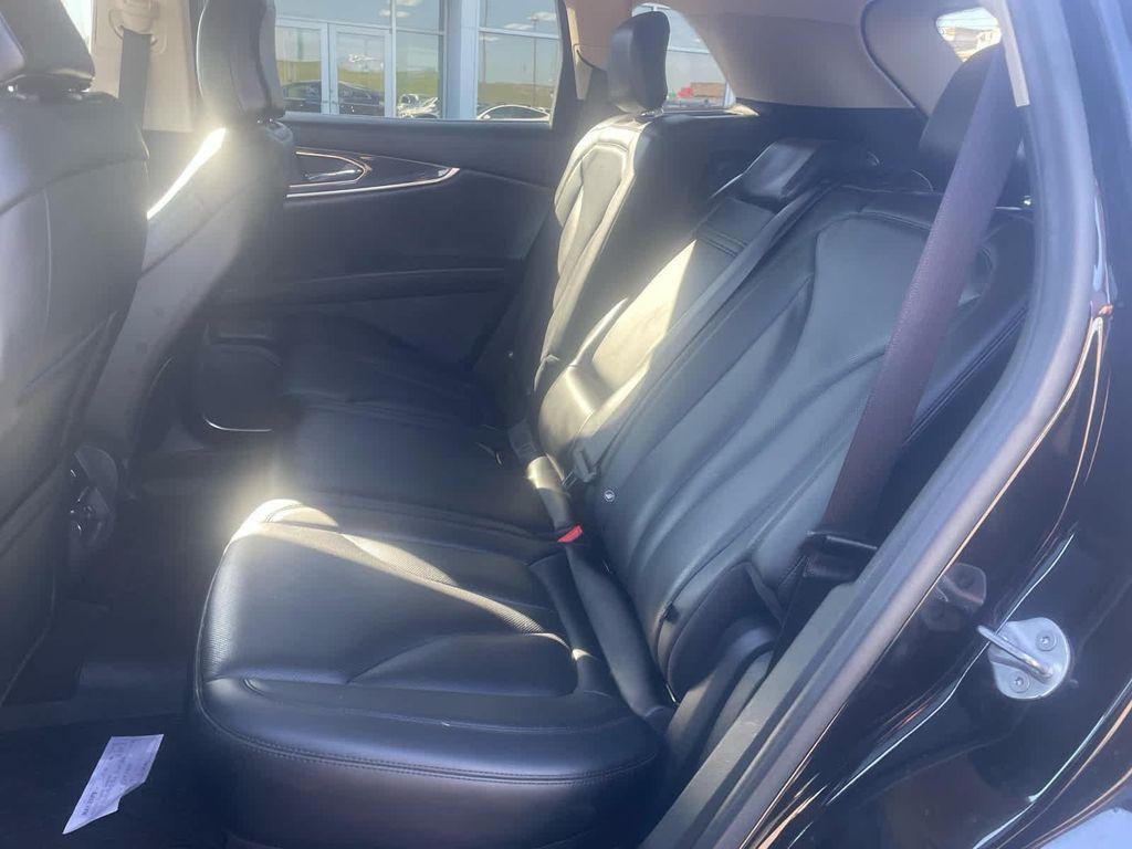 used 2021 Lincoln Nautilus car, priced at $24,795