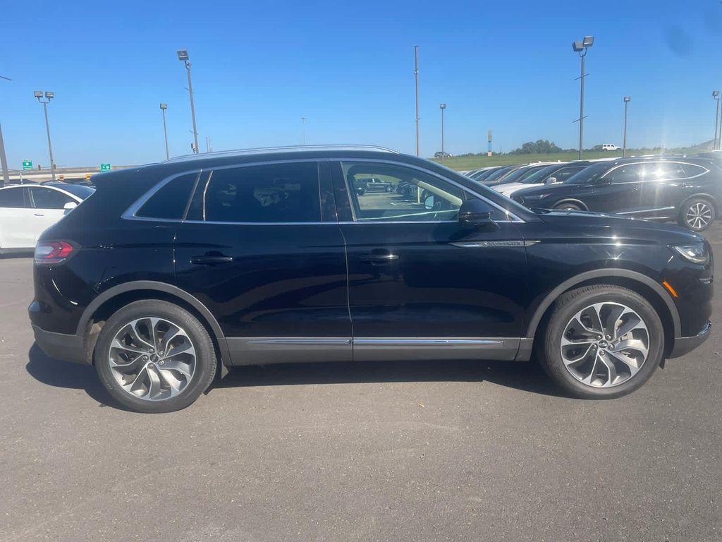 used 2021 Lincoln Nautilus car, priced at $24,795