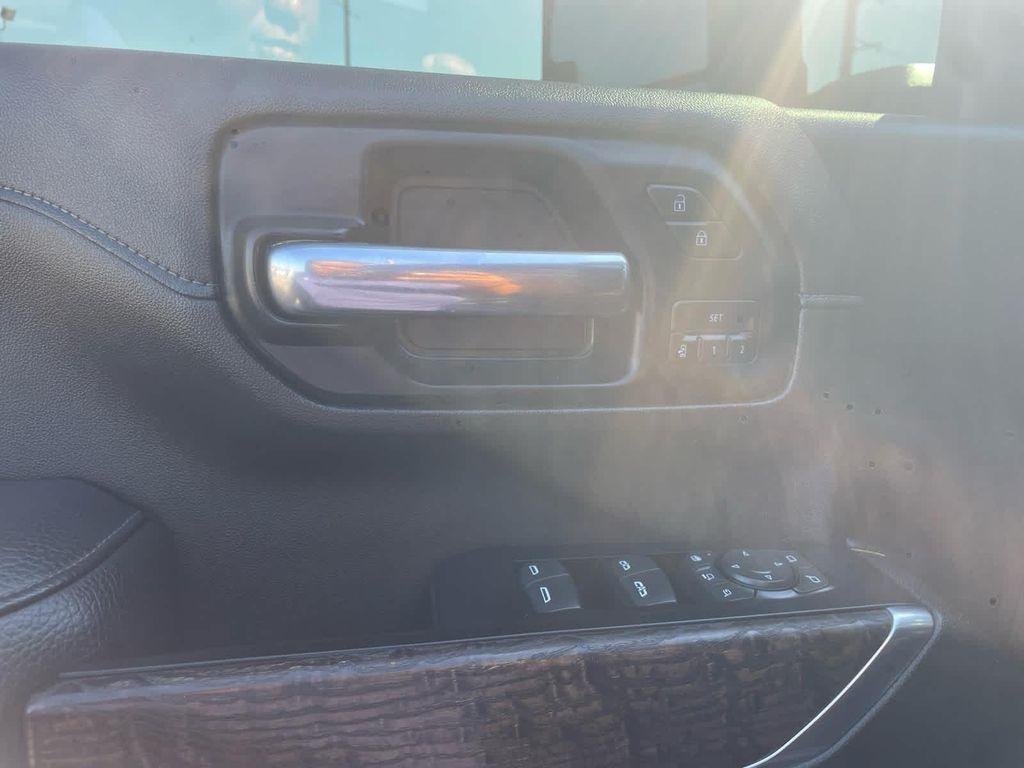 used 2022 GMC Sierra 2500 car, priced at $67,525