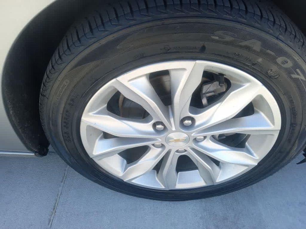 used 2024 Chevrolet Malibu car, priced at $20,677