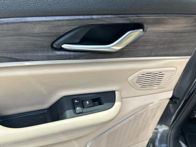 used 2022 Jeep Grand Cherokee car, priced at $29,985