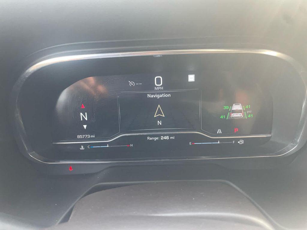 used 2023 GMC Yukon car, priced at $48,890