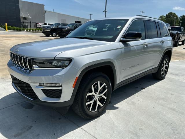 used 2024 Jeep Grand Cherokee car, priced at $32,700
