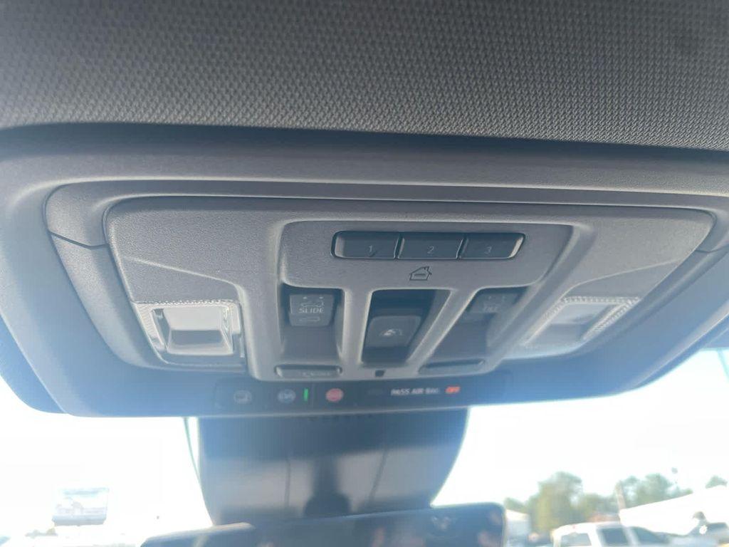 used 2024 GMC Sierra 1500 car, priced at $60,570