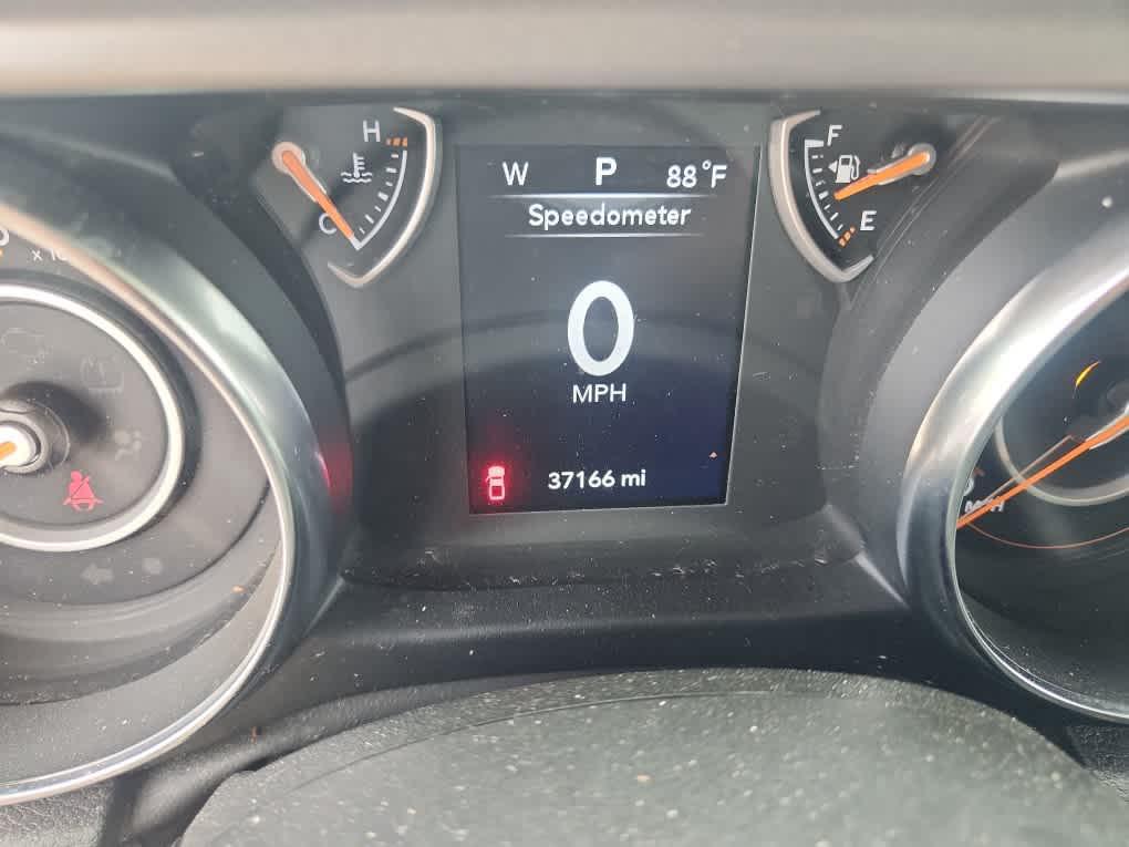 used 2022 Jeep Gladiator car, priced at $30,862