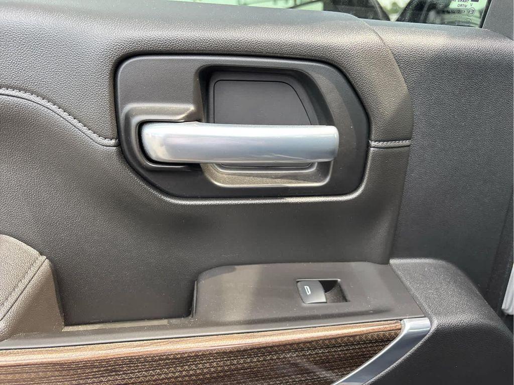 used 2021 Chevrolet Silverado 1500 car, priced at $40,995