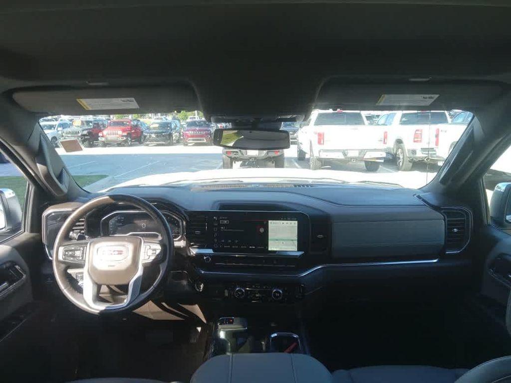 used 2023 GMC Sierra 1500 car, priced at $44,985