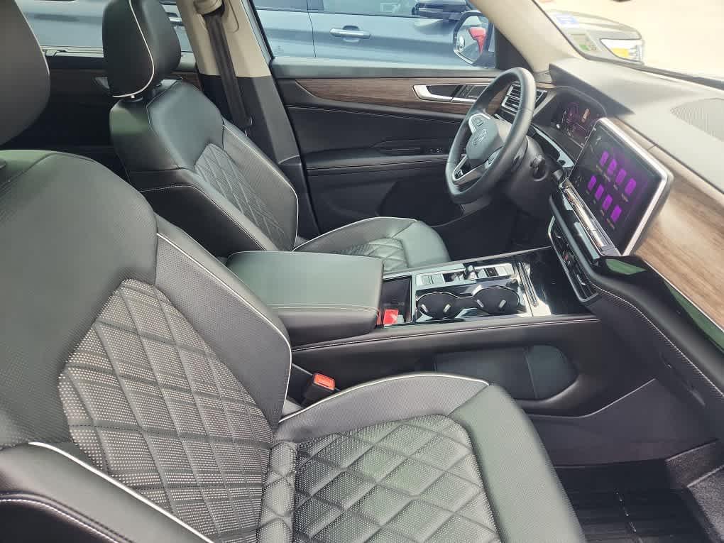 used 2024 Volkswagen Atlas car, priced at $39,274