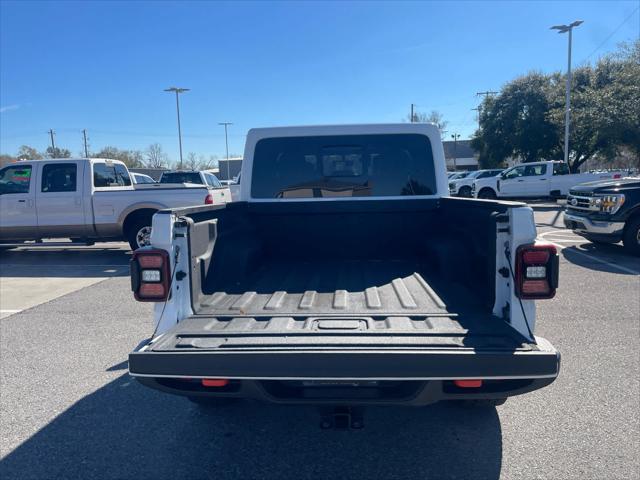 used 2022 Jeep Gladiator car, priced at $38,985