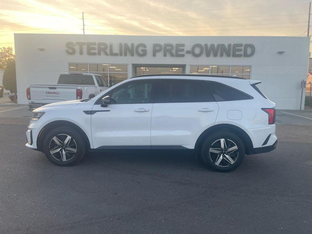 used 2022 Kia Sorento car, priced at $23,285