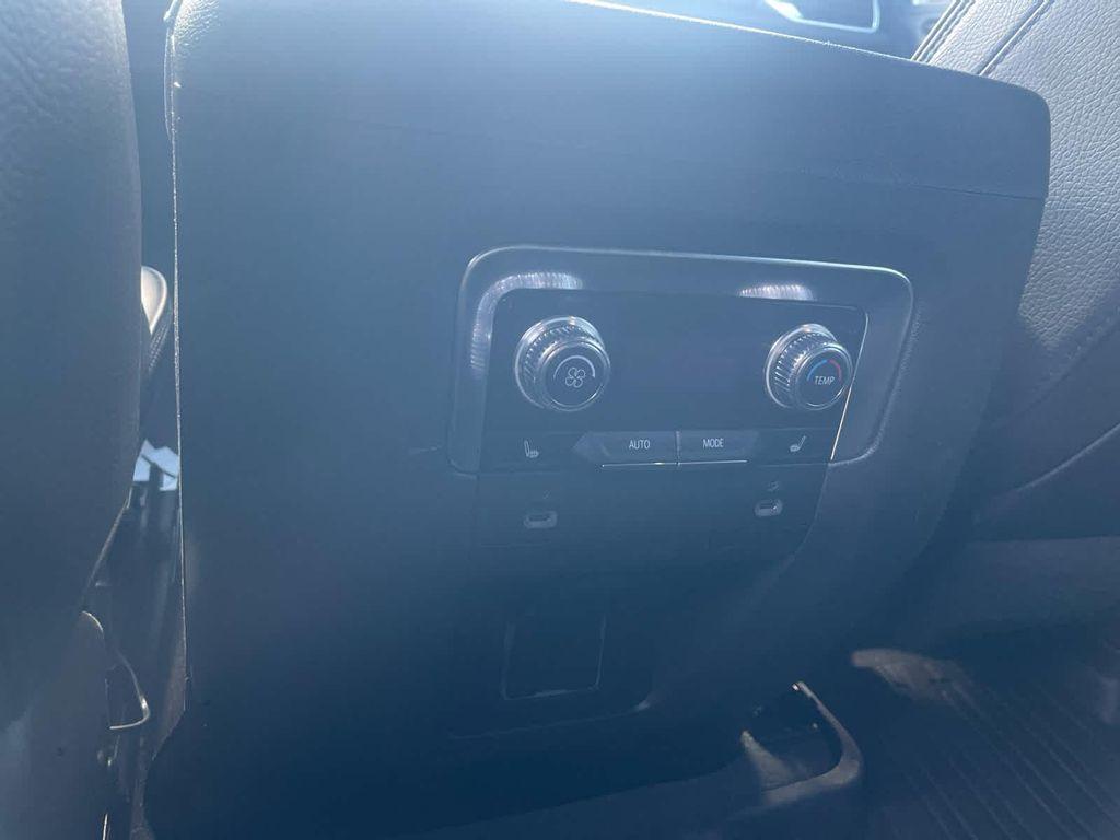 used 2022 GMC Yukon car, priced at $54,412