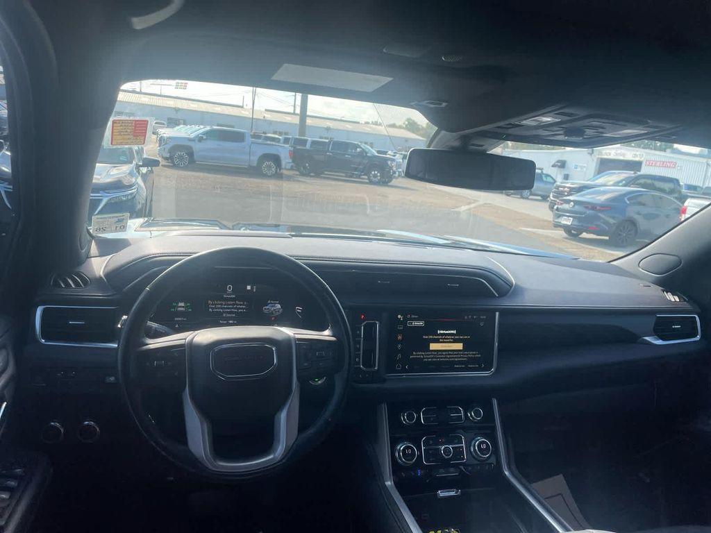 used 2022 GMC Yukon car, priced at $54,412