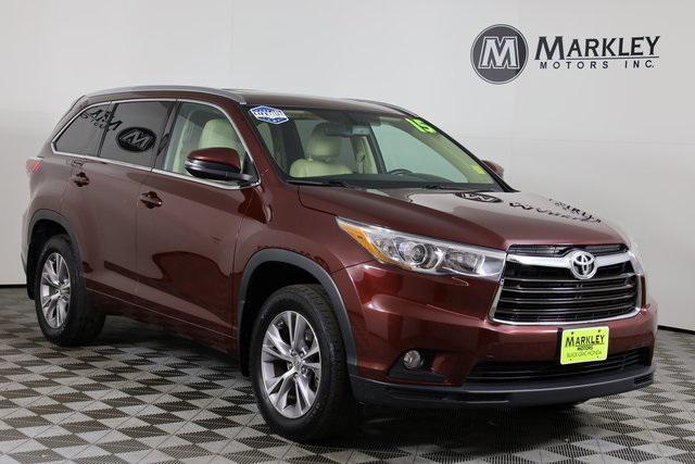 used 2015 Toyota Highlander car, priced at $21,972