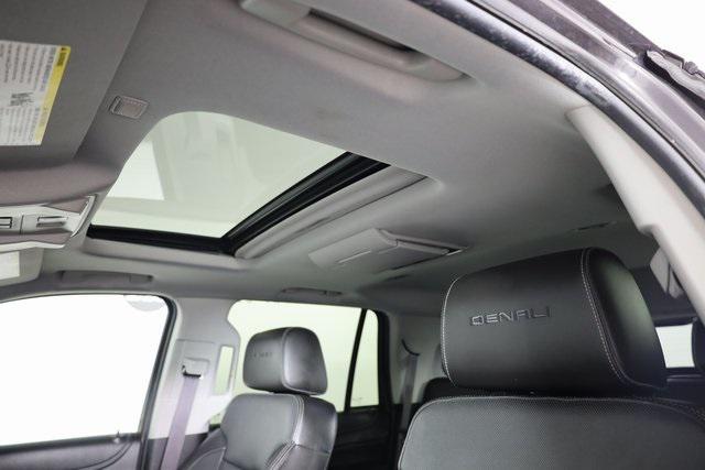 used 2015 GMC Yukon car, priced at $20,936