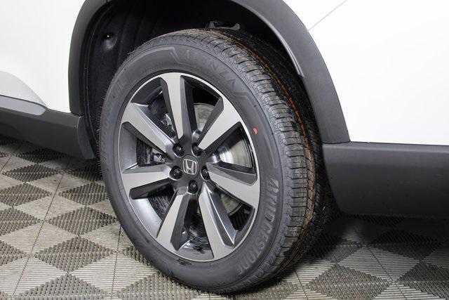 new 2025 Honda Pilot car, priced at $52,495