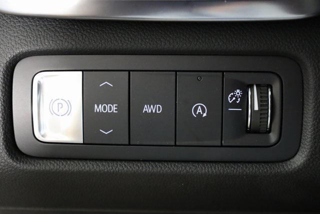 new 2025 GMC Acadia car, priced at $59,530