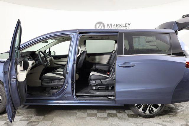 new 2026 Honda Odyssey car, priced at $53,145