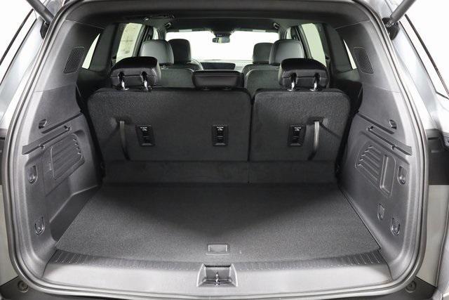 new 2025 Buick Enclave car, priced at $49,215