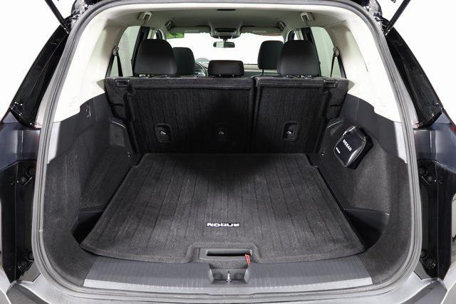 used 2022 Nissan Rogue car, priced at $26,389
