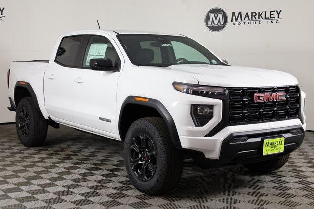 new 2025 GMC Canyon car, priced at $40,570