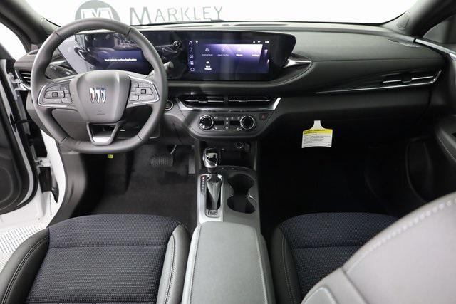 new 2025 Buick Envista car, priced at $26,190