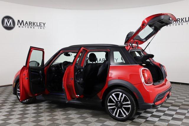 used 2023 MINI Hardtop car, priced at $27,870