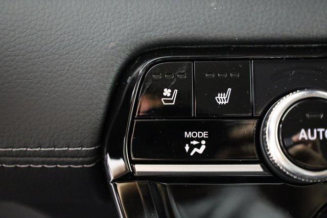 new 2025 Honda Pilot car, priced at $54,985