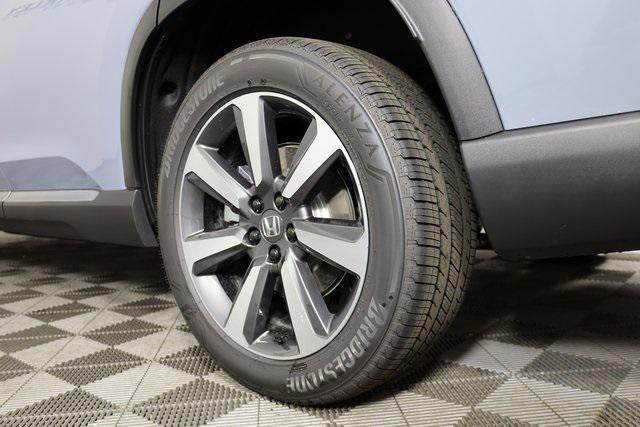 new 2025 Honda Pilot car, priced at $54,985