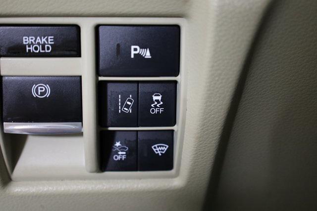 used 2020 Acura MDX car, priced at $32,388