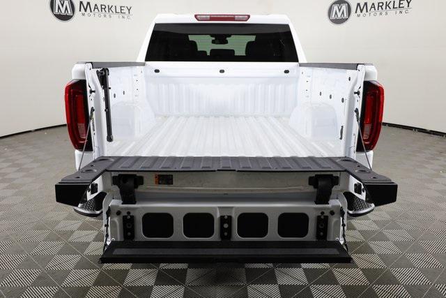 new 2025 GMC Sierra 1500 car, priced at $59,990