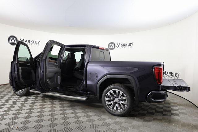 new 2025 GMC Sierra 1500 car, priced at $75,100