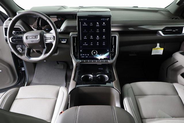 new 2025 GMC Yukon XL car, priced at $76,585