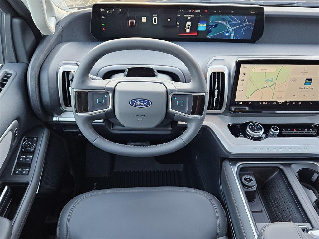 new 2025 Ford Expedition car, priced at $70,000
