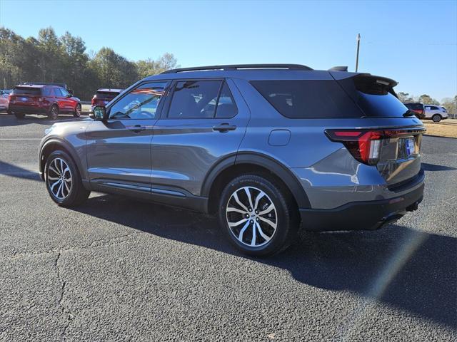 new 2025 Ford Explorer car, priced at $47,770