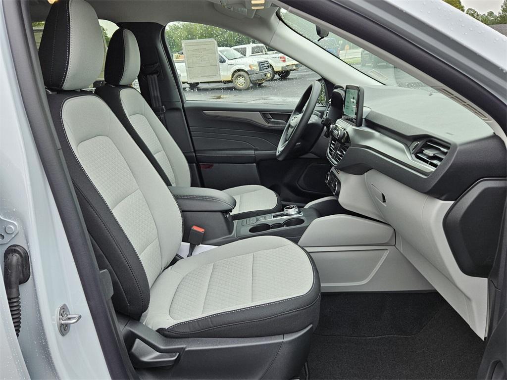 new 2025 Ford Escape car, priced at $31,505