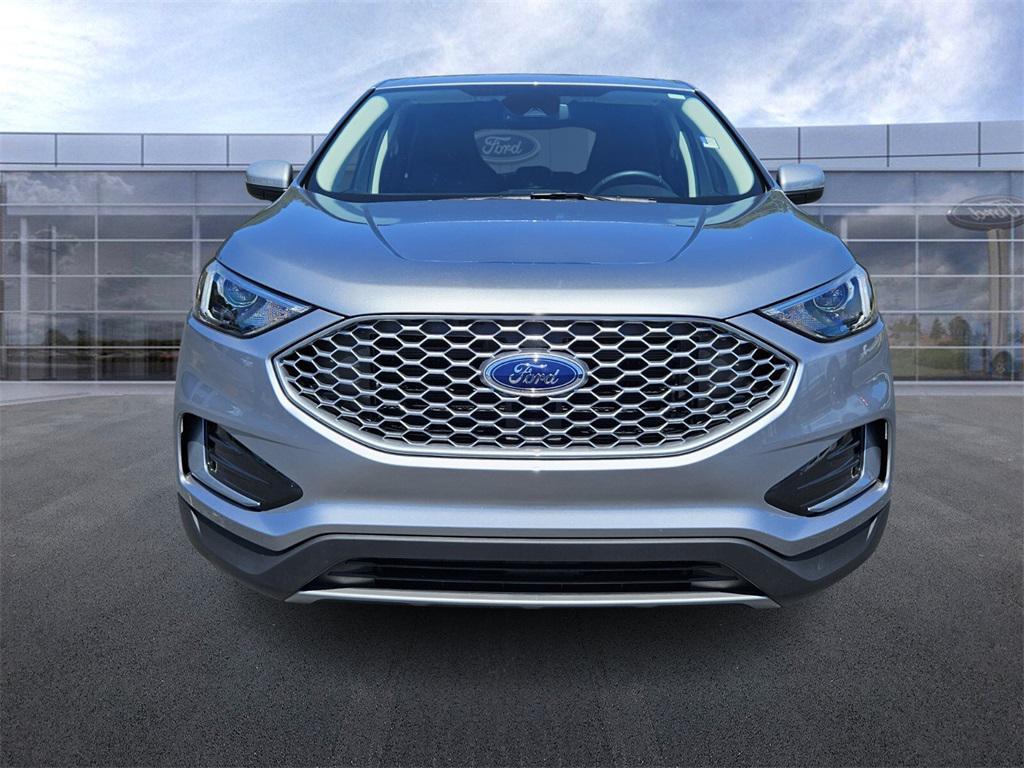used 2024 Ford Edge car, priced at $28,998