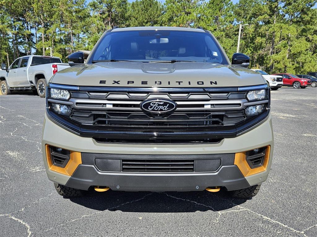 new 2025 Ford Expedition car, priced at $84,290