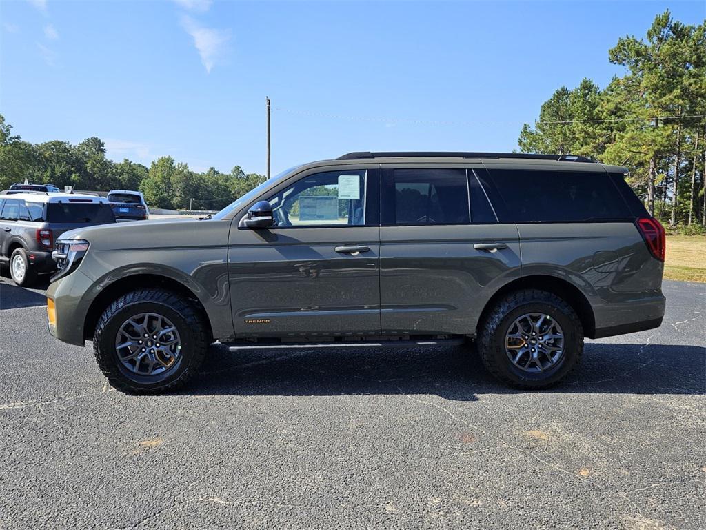 new 2025 Ford Expedition car, priced at $84,290