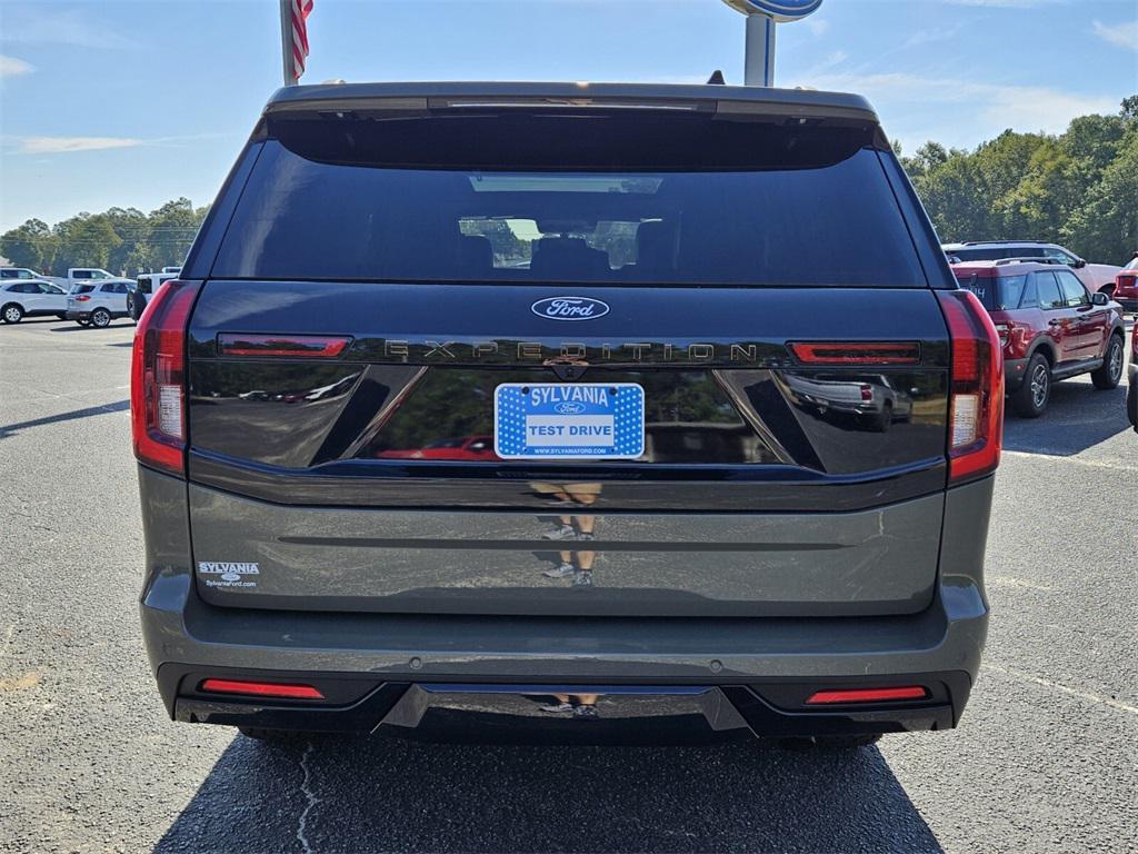 new 2025 Ford Expedition car, priced at $84,290