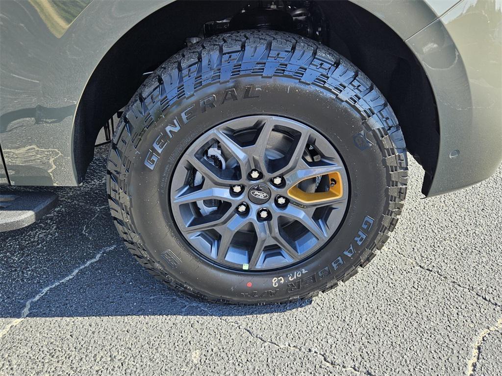 new 2025 Ford Expedition car, priced at $84,290