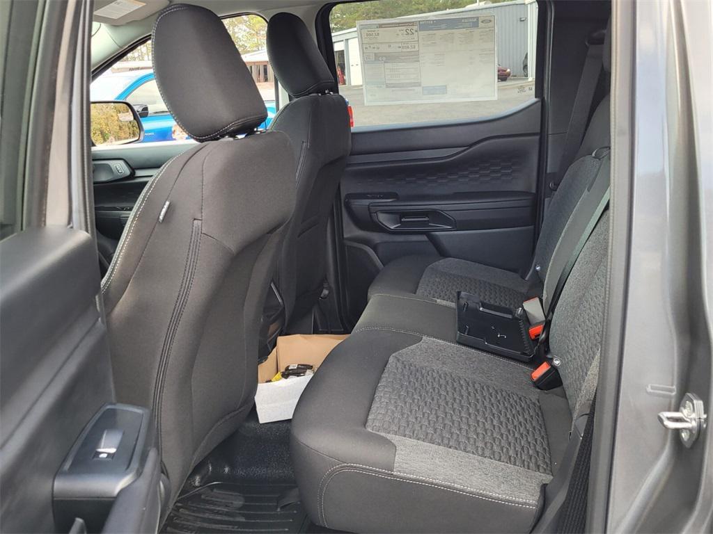 new 2025 Ford Ranger car, priced at $40,200