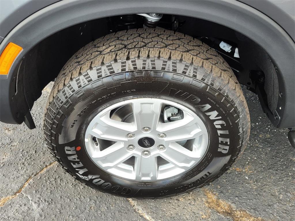 new 2025 Ford Ranger car, priced at $40,200