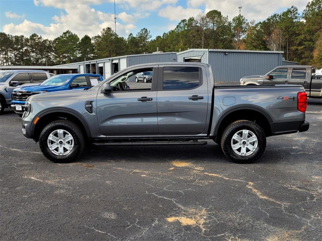 new 2025 Ford Ranger car, priced at $40,200