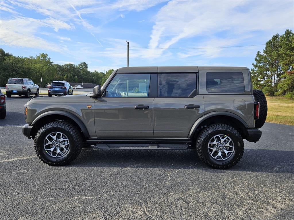 new 2025 Ford Bronco car, priced at $62,414