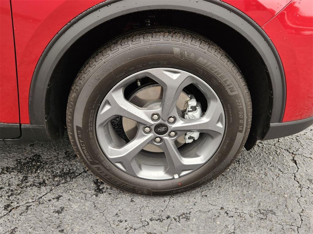 new 2025 Ford Escape car, priced at $33,190