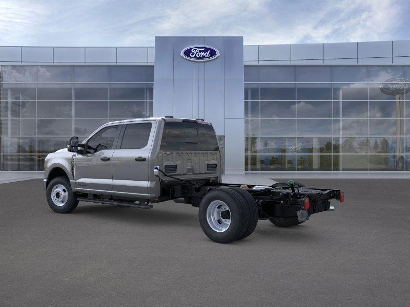 new 2025 Ford F-350 car, priced at $72,270