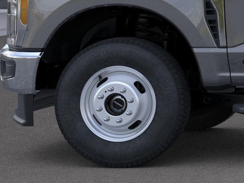 new 2025 Ford F-350 car, priced at $72,270