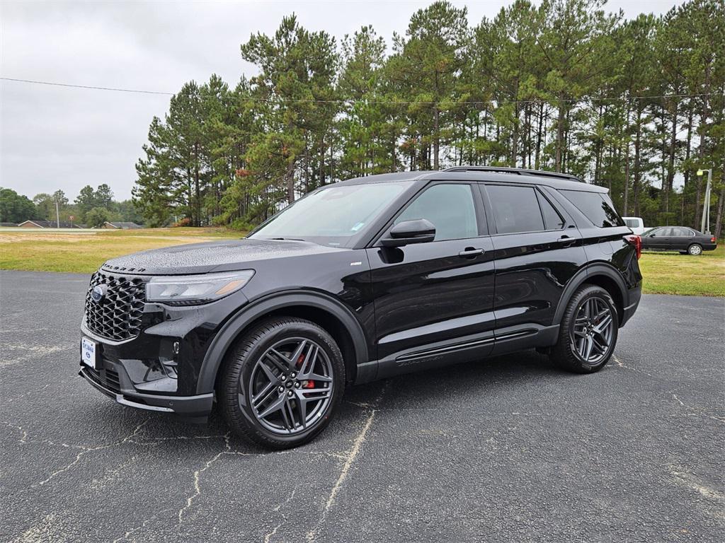 new 2025 Ford Explorer car, priced at $48,795